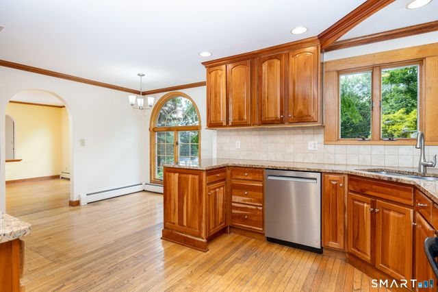 486 North Street, Plymouth, CT 06786