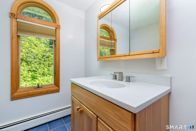 486 North Street, Plymouth, CT 06786