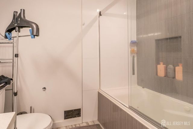 23 Borelle Square, Sayreville, NJ 08859