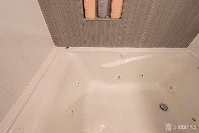 23 Borelle Square, Sayreville, NJ 08859