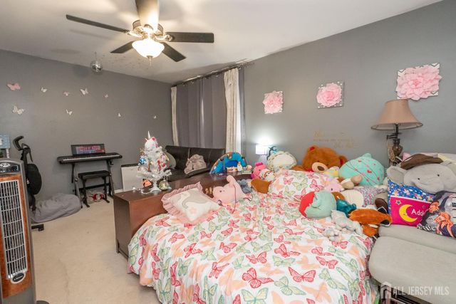 23 Borelle Square, Sayreville, NJ 08859