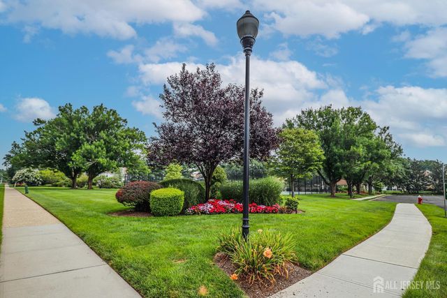 23 Borelle Square, Sayreville, NJ 08859