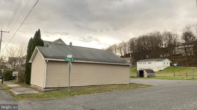 14074 2ND ST, Mt Union, PA 17066