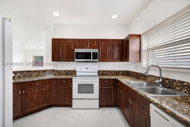 3656 NE 3rd Ct, Homestead, FL 33033