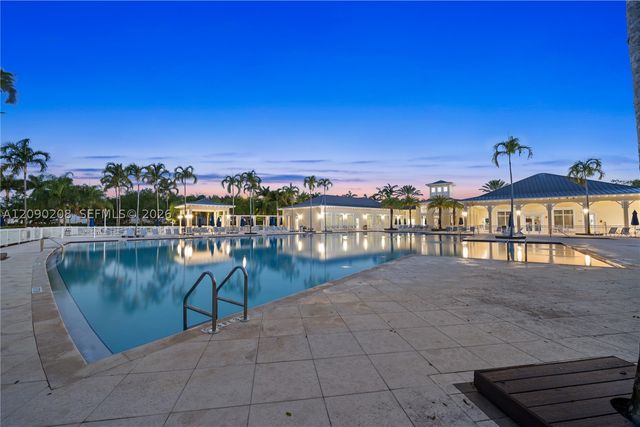 3656 NE 3rd Ct, Homestead, FL 33033