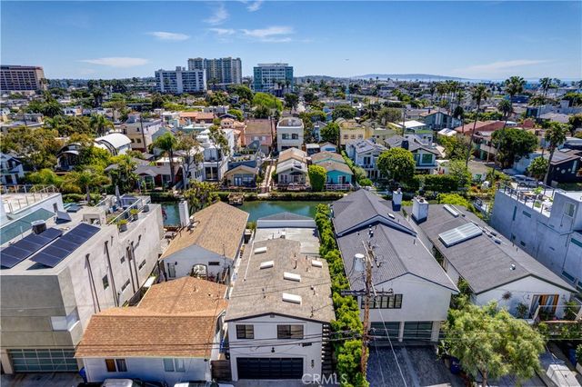 223 Howland Canal, Venice, CA 90291
