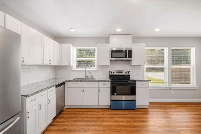 8705 Bertwood Street A, Houston, TX 77016