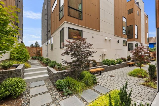 9241 B 16th Avenue SW, Seattle, WA 98106