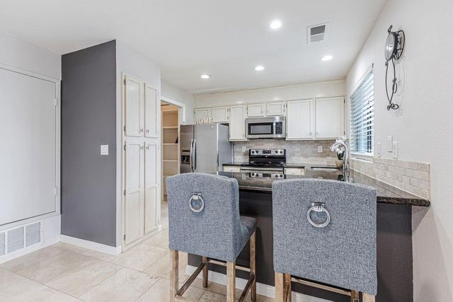 94 Elder Drive F, Pacheco, CA 94553
