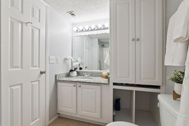 101 OYSTER BAY CIRCLE 210, Altamonte Springs, FL 32701