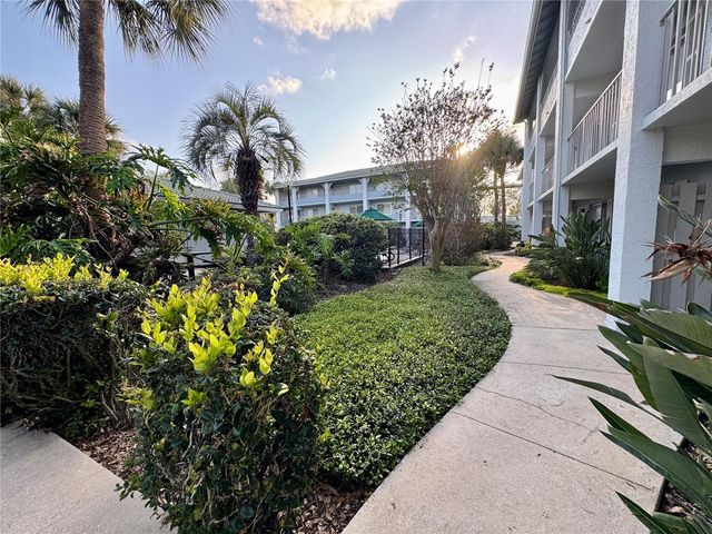 101 OYSTER BAY CIRCLE 210, Altamonte Springs, FL 32701