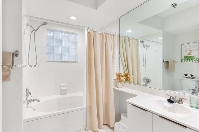 3165 NE 184th Street 6304, Aventura, FL 33160
