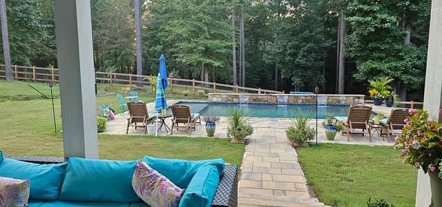 208 Abberly Lane, Ellerslie, GA 31807