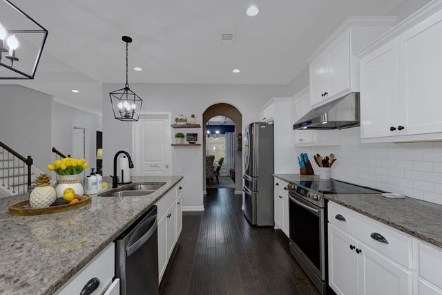 208 Abberly Lane, Ellerslie, GA 31807