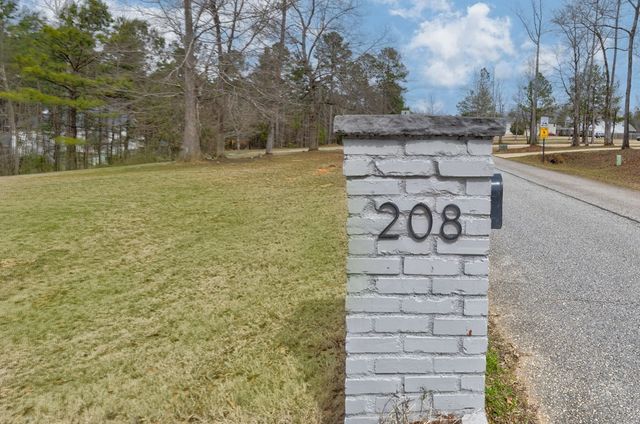 208 Abberly Lane, Ellerslie, GA 31807