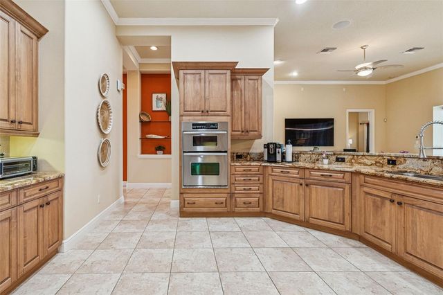 729 MANNS HARBOR DRIVE, Apollo Beach, FL 33572