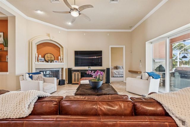 729 MANNS HARBOR DRIVE, Apollo Beach, FL 33572