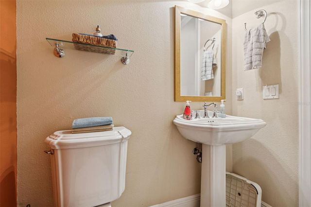 729 MANNS HARBOR DRIVE, Apollo Beach, FL 33572