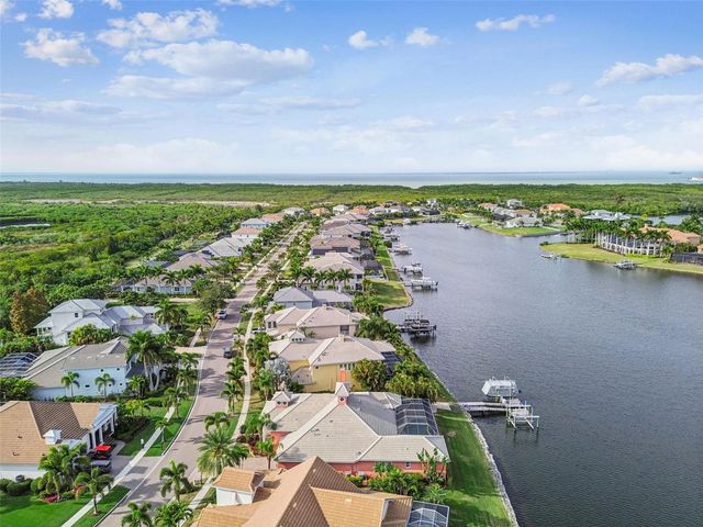 729 MANNS HARBOR DRIVE, Apollo Beach, FL 33572