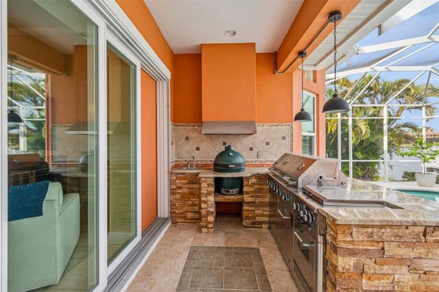 729 MANNS HARBOR DRIVE, Apollo Beach, FL 33572