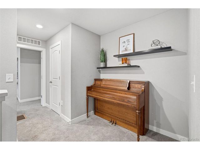 23201 E Jamison Dr, Aurora, CO 80016