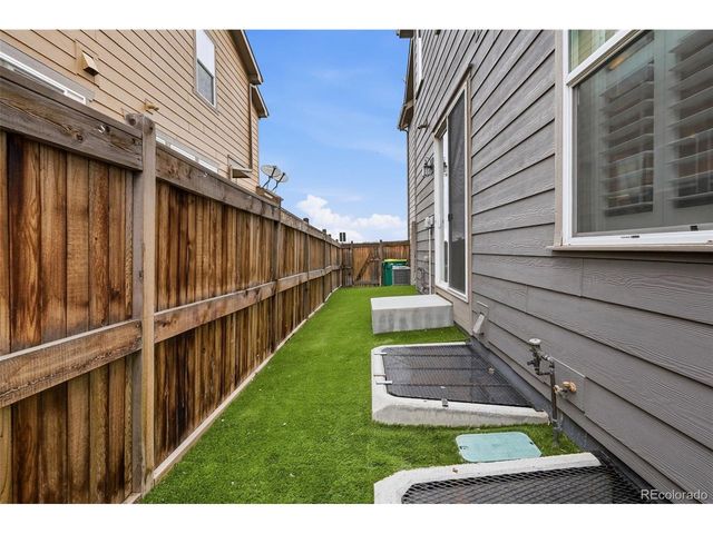 23201 E Jamison Dr, Aurora, CO 80016