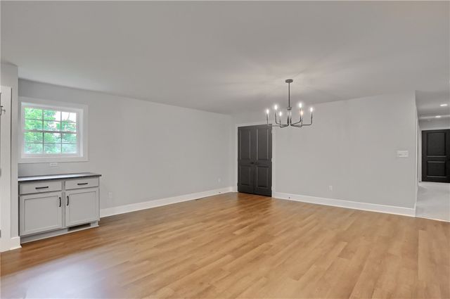 303 Garfield Ave, Mars Boro, PA 16046