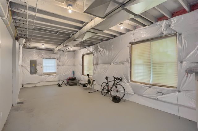 303 Garfield Ave, Mars Boro, PA 16046
