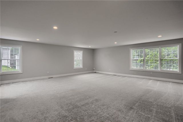 303 Garfield Ave, Mars Boro, PA 16046