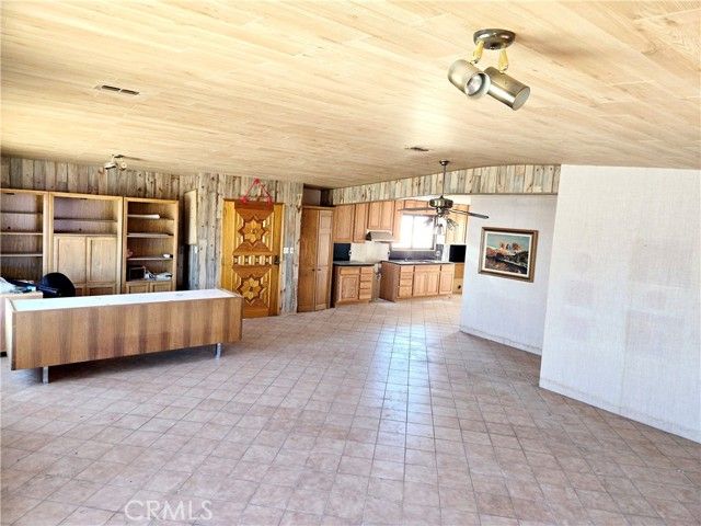 195 Old El Mirage Road, Adelanto, CA 92301