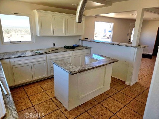 195 Old El Mirage Road, Adelanto, CA 92301
