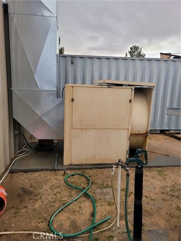 195 Old El Mirage Road, Adelanto, CA 92301