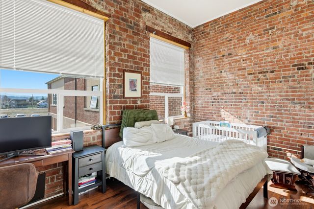 101 SW 2nd St, Chehalis, WA 98532