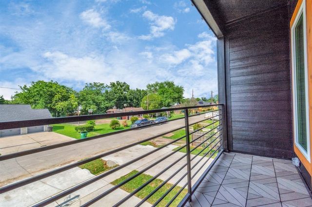 4622 Clover Street, Houston, TX 77051