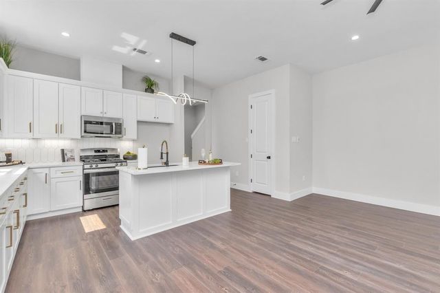 4622 Clover Street, Houston, TX 77051