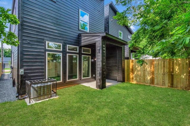 4622 Clover Street, Houston, TX 77051