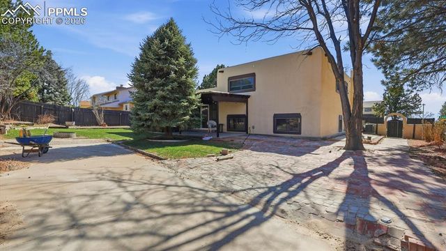 13 Sweetpea Court, Pueblo, CO 81001