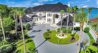 2210 Twin Oaks, Kemah, TX 77565