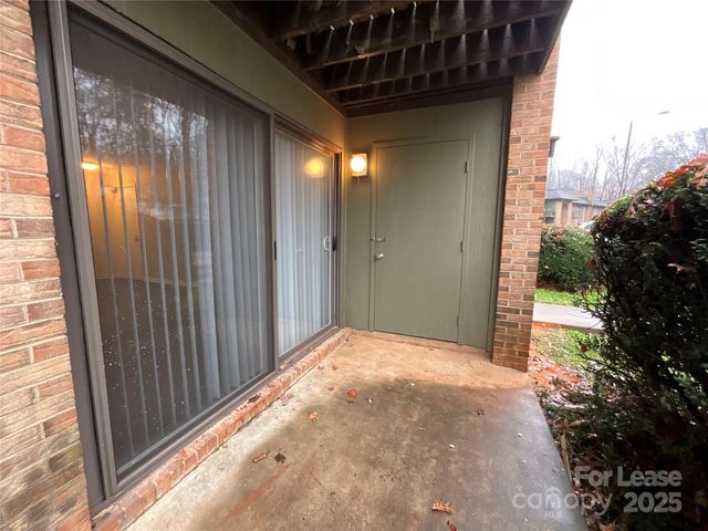 238 Orchard Trace Lane 2, Charlotte, NC 28213