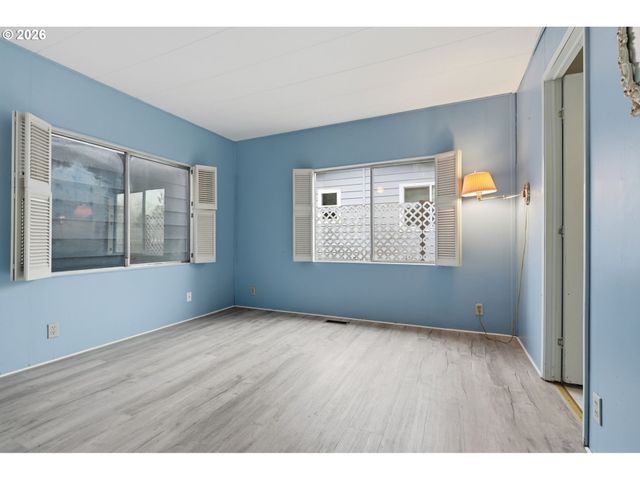 100 Sw 195TH Ave 160, Beaverton, OR 97006