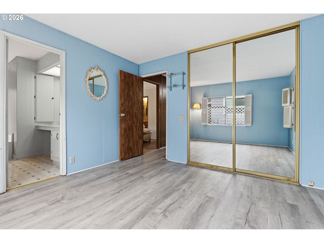 100 Sw 195TH Ave 160, Beaverton, OR 97006