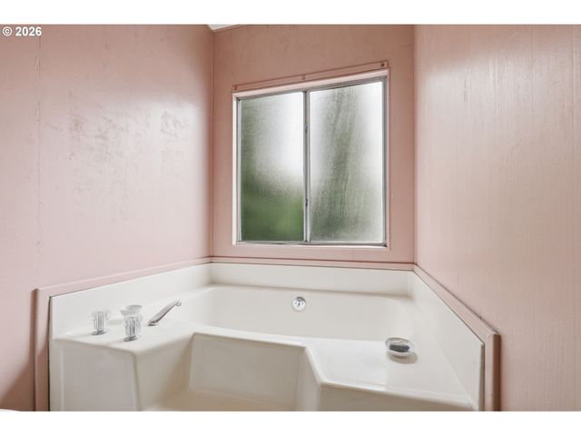 100 Sw 195TH Ave 160, Beaverton, OR 97006