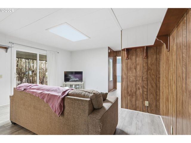 100 Sw 195TH Ave 160, Beaverton, OR 97006