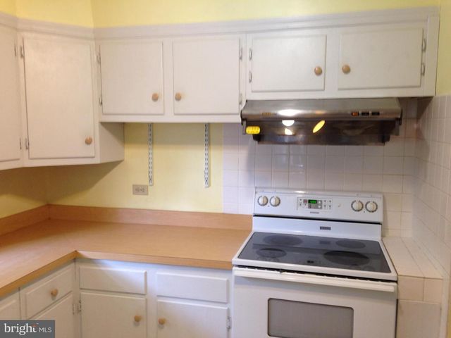 114 DALLAS AVE, Newark, DE 19711