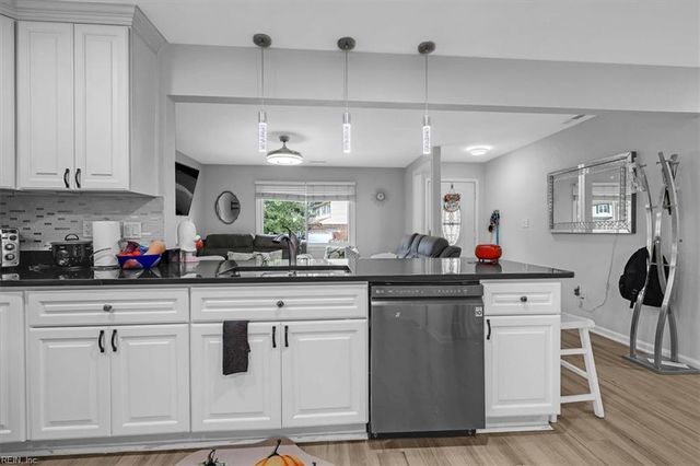 1632 Black Watch LN, Virginia Beach, VA 23464