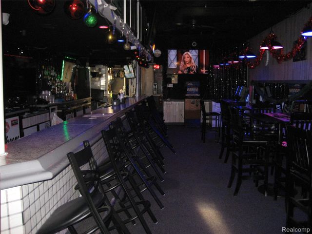 22234 W Warren Avenue, Redford Charter Township, MI 48239