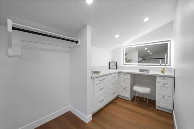 6266 Lake Aral Drive, San Diego, CA 92119