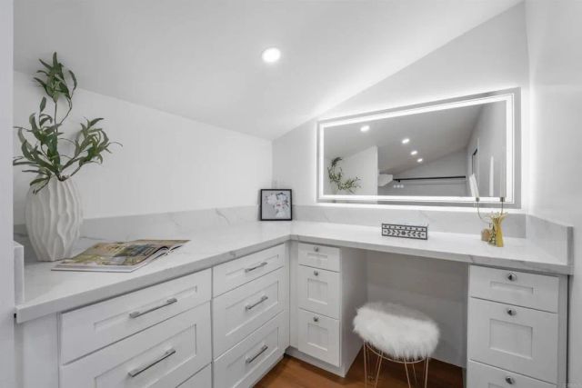 6266 Lake Aral Drive, San Diego, CA 92119