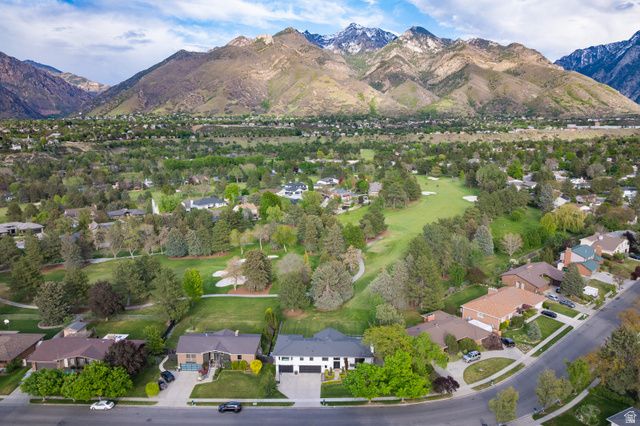 8479 S ESCALANTE DR, Sandy, UT 84093