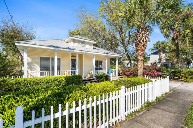 4509 Luke Avenue, Destin, FL 32541